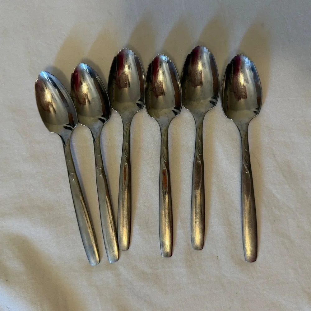 Vintage ISCO Stainless USA Grapefruit Spoons Set of 6 Serrated Tip Silverware